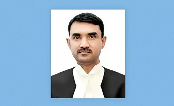 হাইকোর্টের বিচারপতি খোন্দকার দিলীরুজ্জামান অপসারিত