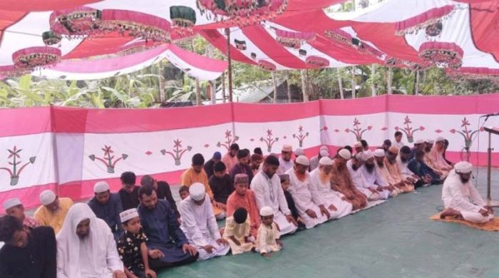 মধ্যপ্রাচ্যের সঙ্গে মিল রেখে রাজাপুরে অর্ধশত পরিবারে আগামীকাল ঈদ উদযাপন
